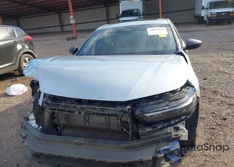 2024 Honda Accord Hybrid Sport z USA, uszkodzony, nr VIN 1HGCY2F59RA020261